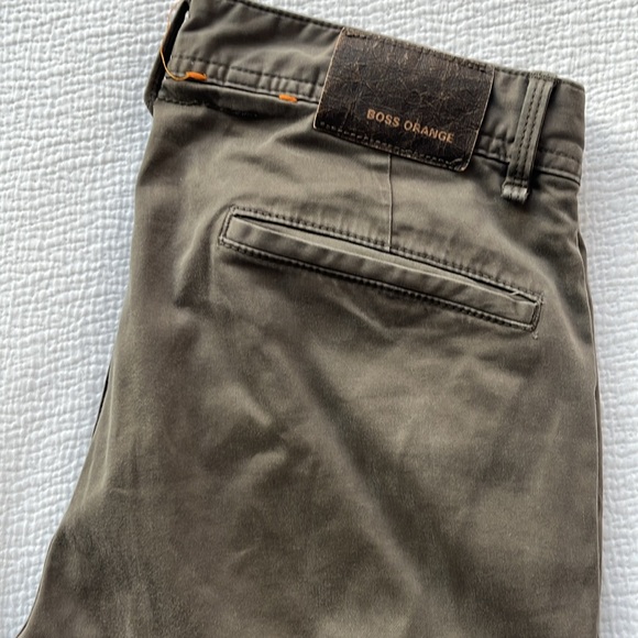 Hugo Boss Orange - Specialty Treated Khaki’s pants - Picture 4 of 4